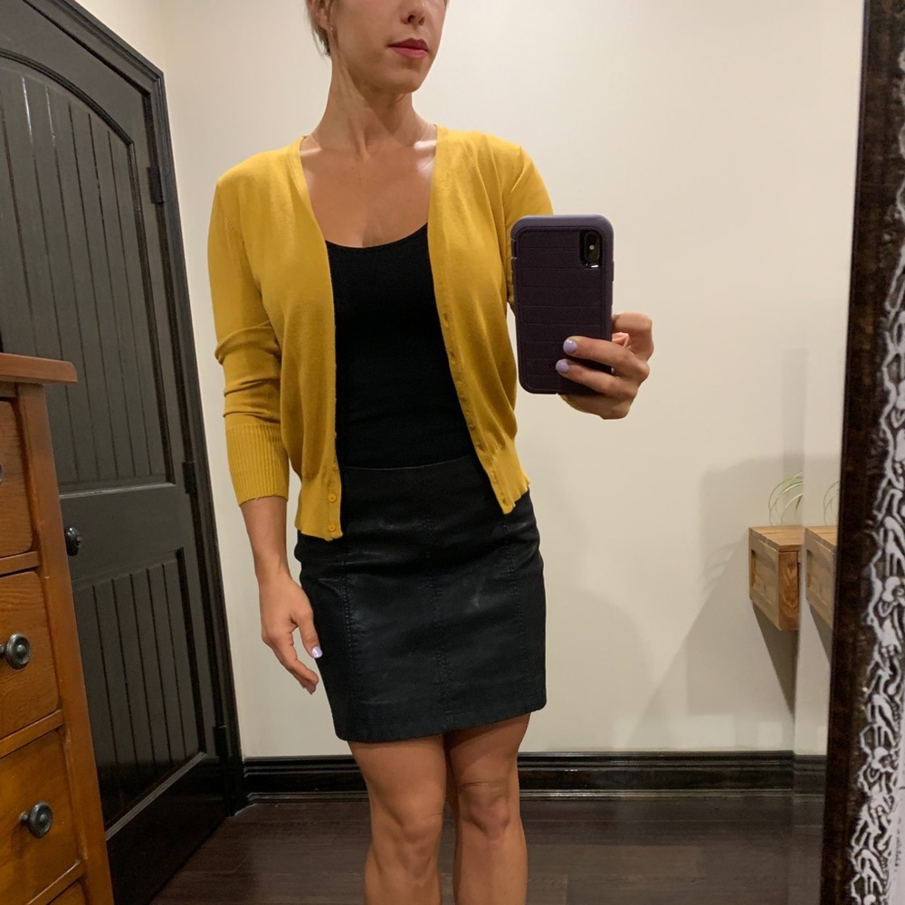 MUSTARD YELLOW CARDIGAN
